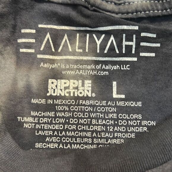 Aaliyah Cloud‎ Wash T Shirt Men’s Short Sleeve Crew Neck Size Large - Picture 3 of 4